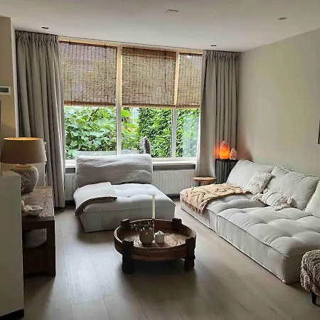 Holiday home House With Lots Of Character And